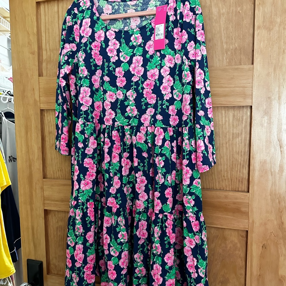 Lilly Pulitzer size L dress brand new with tags.